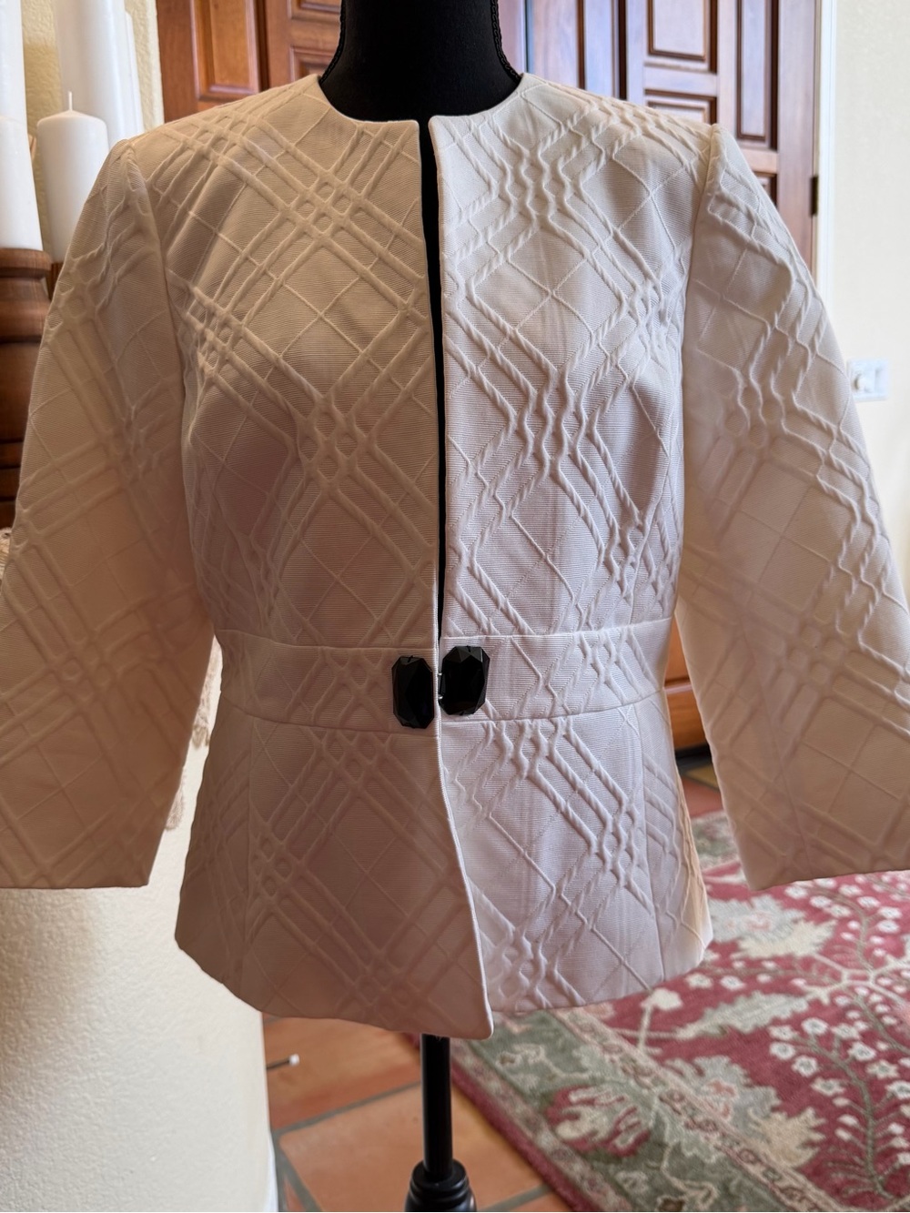 Peck & Peck Women’s  Size 10 White Long Sleeve Blazer Jacket Large Black Buttons
